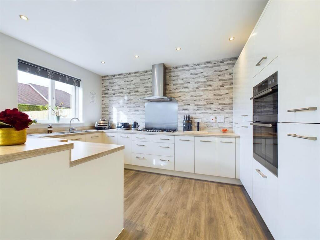 Additional image 2 of Welwyn, Hertfordshire, AL6