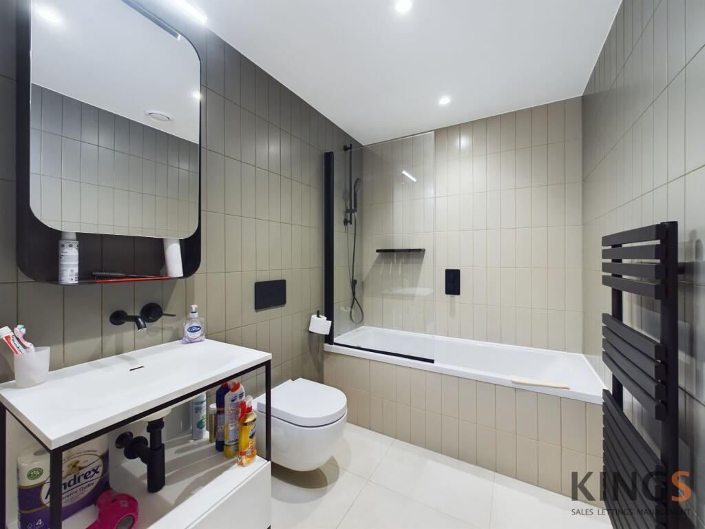 Additional image 20 of Salisbury Square, Blackhorse House, AL9