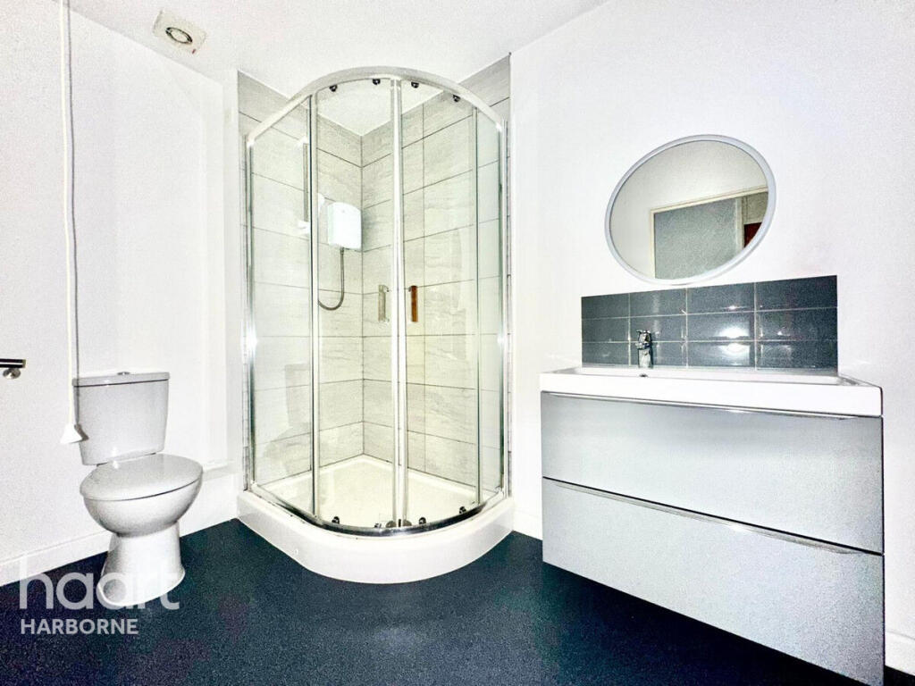 Additional image 5 of Queens Court, City Centre