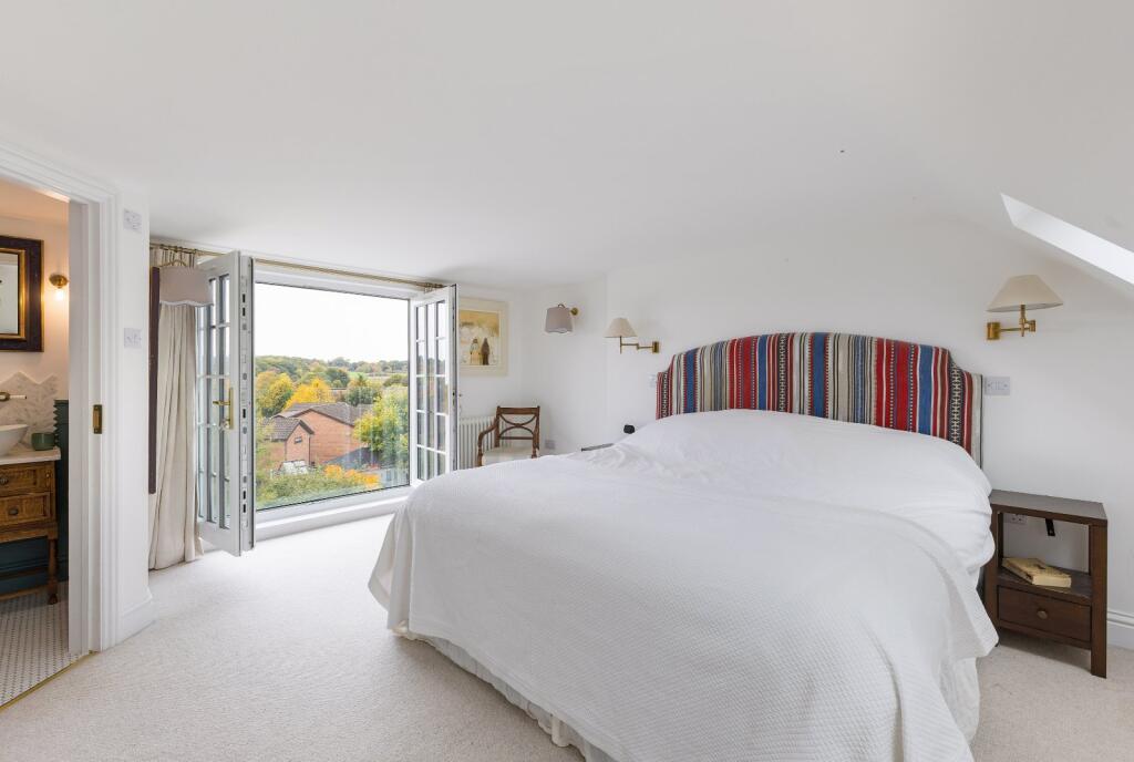 Additional image 9 of Barnfield Road, Harpenden, Hertfordshire