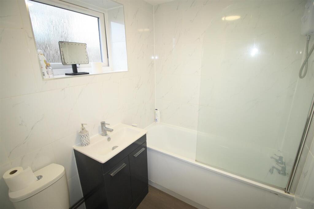 Additional image 4 of Kineton Close, Redditch