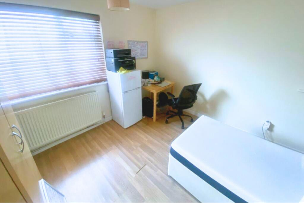 Additional image 6 of Cranbrook Drive, St. Albans