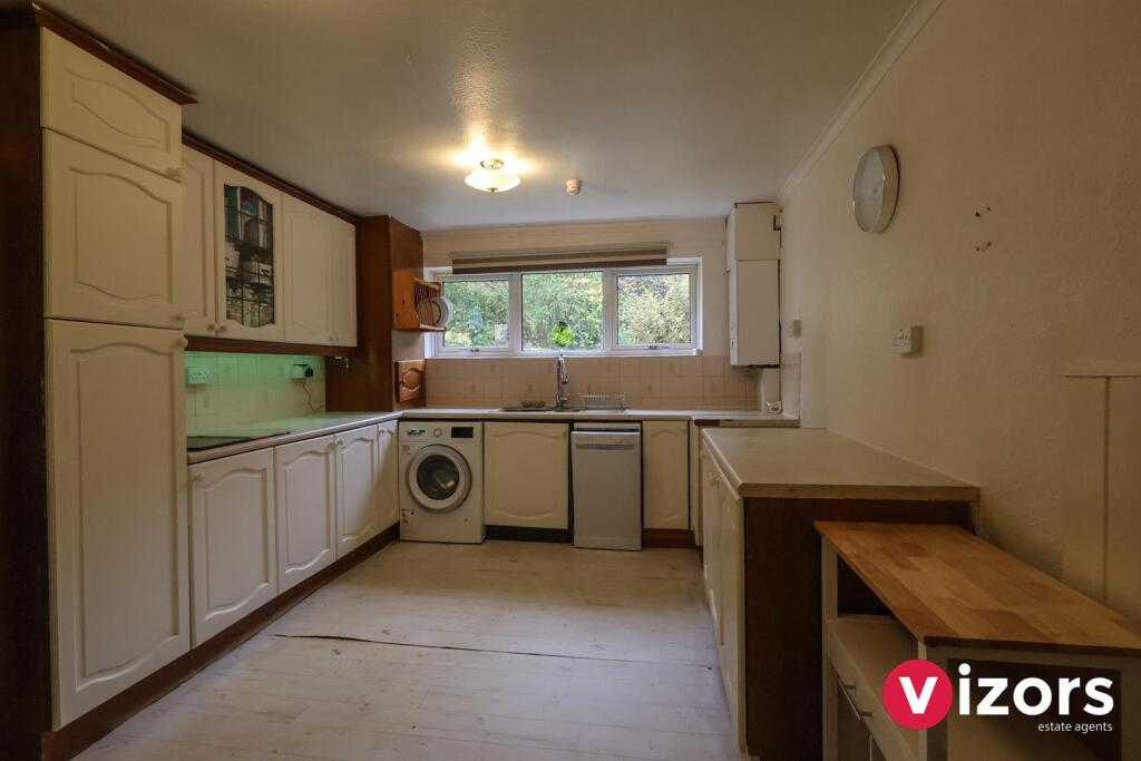 Additional image 4 of Highland Way, Greenlands, Redditch