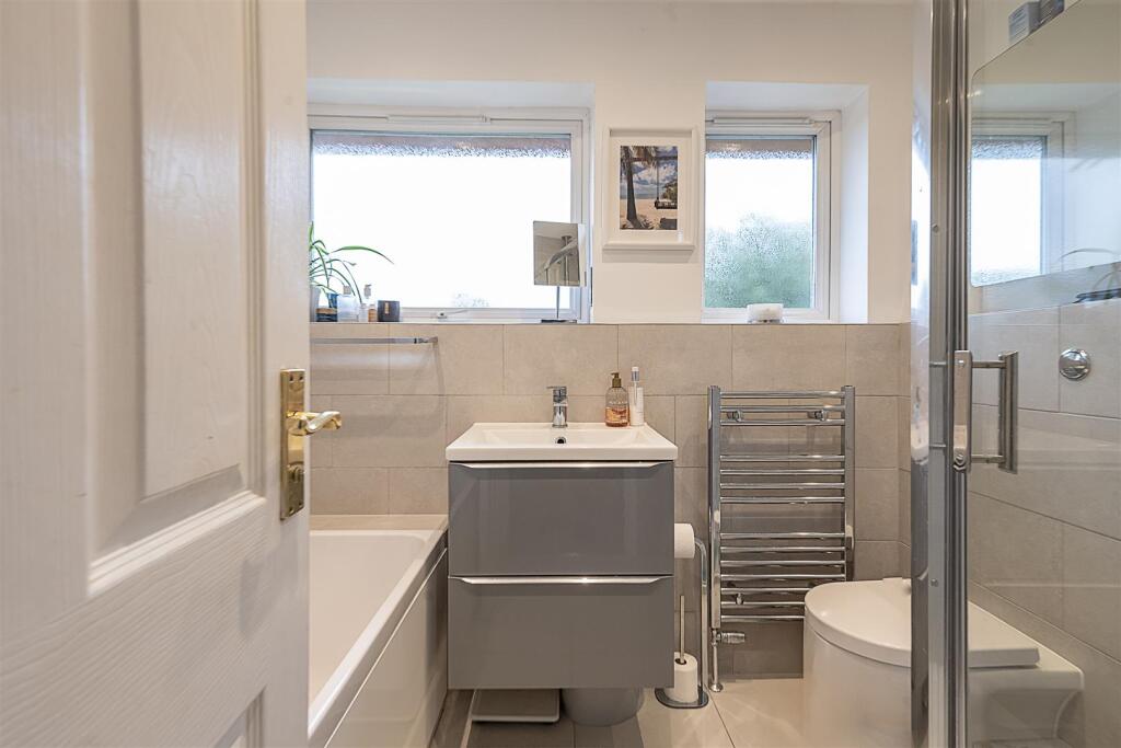 Additional image 7 of Barrons Row, Harpenden