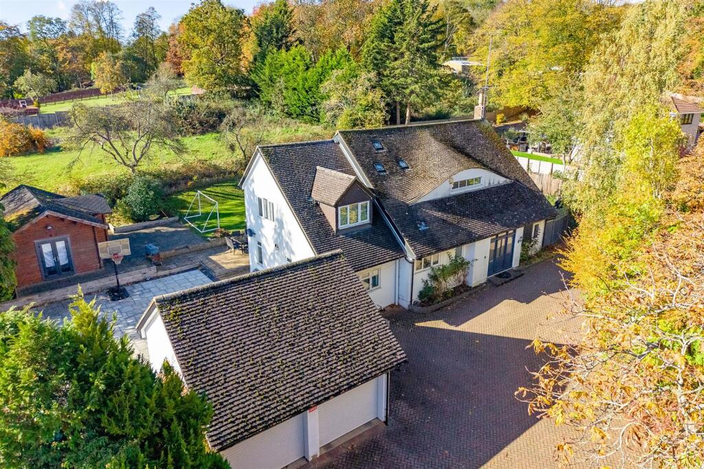 Additional image 35 of The Avenue, Welwyn