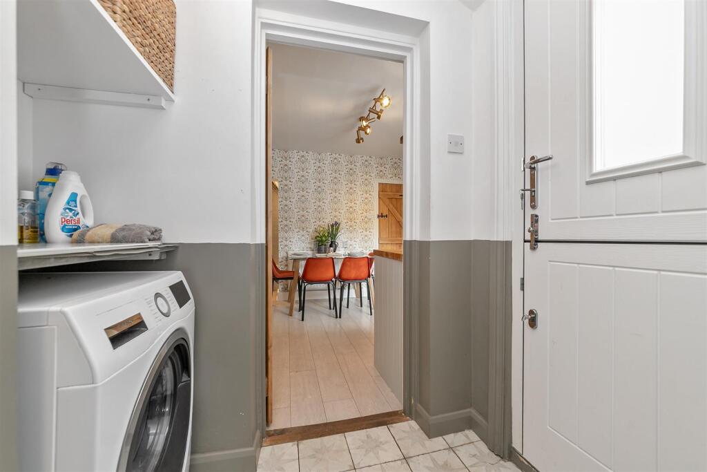 Additional image 19 of High Street, Sandridge, St Albans