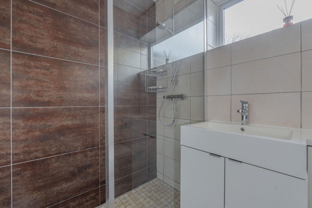 Additional image 11 of Pebworth Close, Redditch, B98 9JX