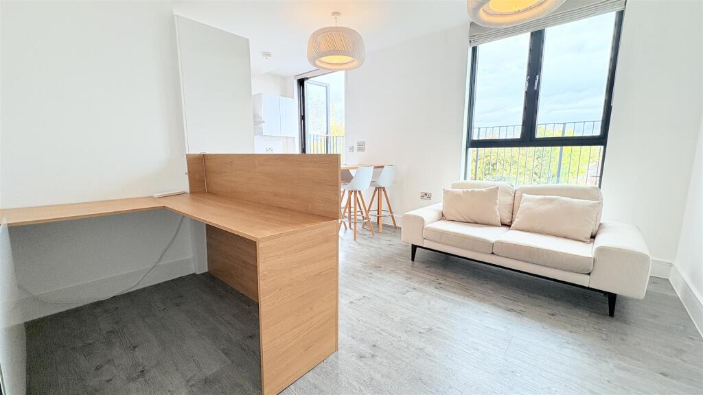 Additional image 5 of Moseley Central, Moseley, Birmingham