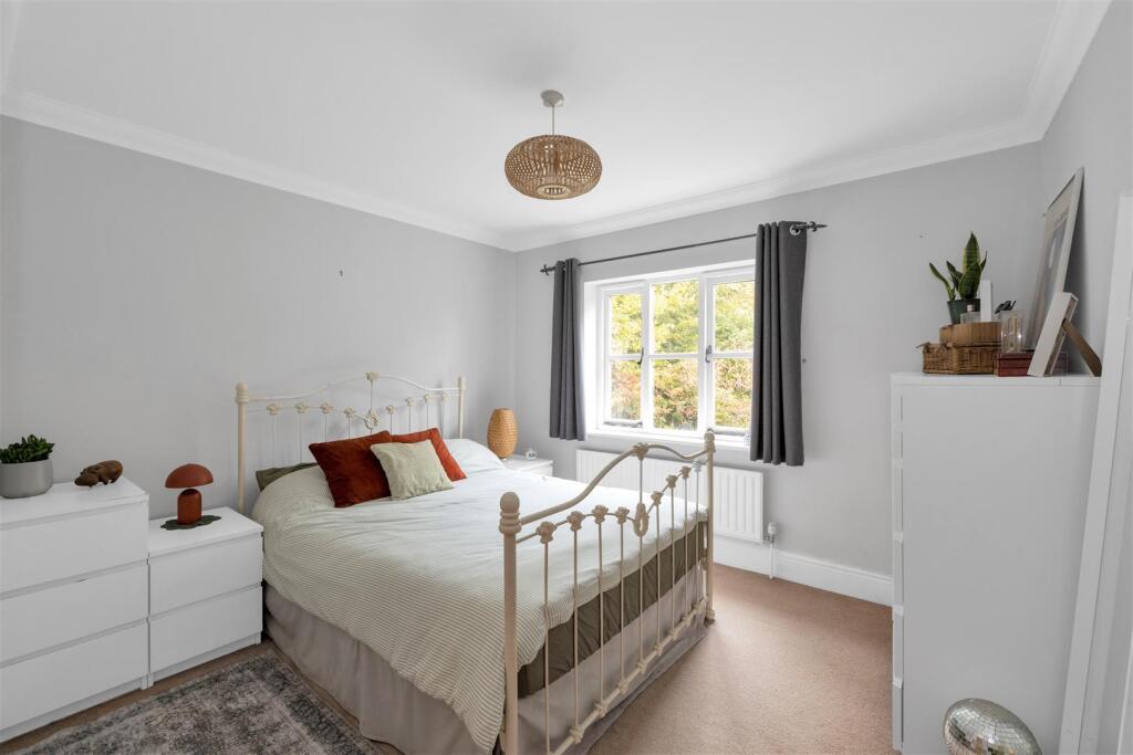 Additional image 17 of Codicote Road, Wheathampstead, St. Albans