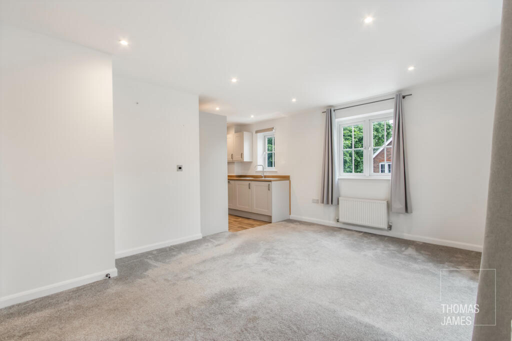 Additional image 4 of Great North Road, Hatfield, AL9