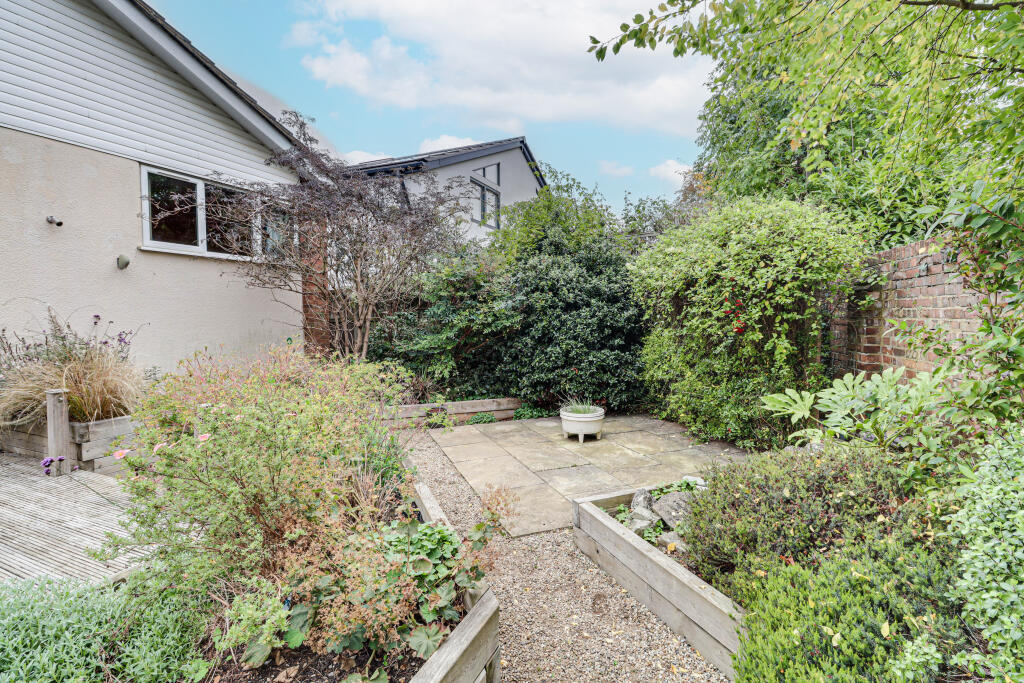 Additional image 16 of Pigeonwick, Harpenden, Hertfordshire, AL5