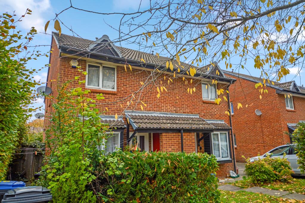 Additional image 2 of 56 Forresters Way, Hertfordshire, AL7 2HZ