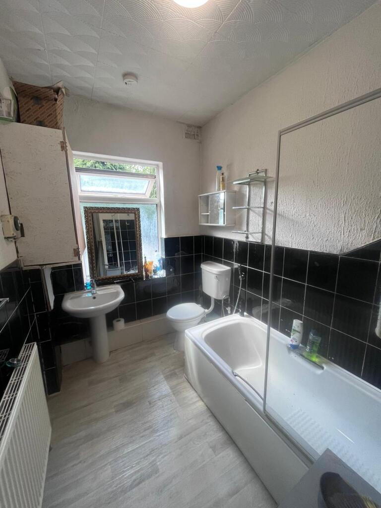 Additional image 6 of 2X Rooms Available, Sarehole Road, Hall Green, B28