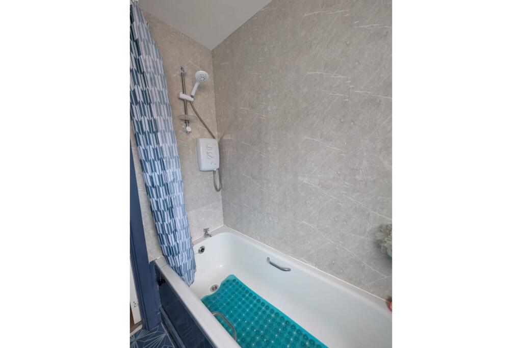 Additional image 6 of Shrawley Avenue, Birmingham, B31