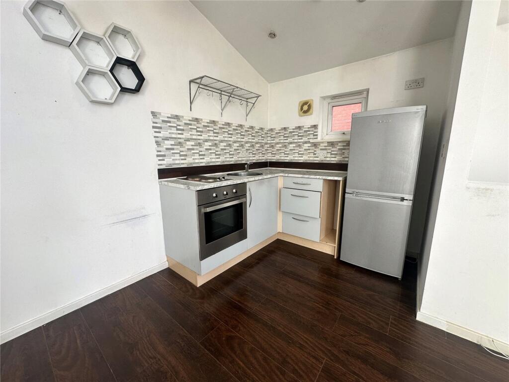 Additional image 3 of Merlin Way, Birmingham, West Midlands, B35