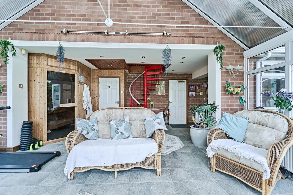 Additional image 25 of Pear Tree Drive, Birmingham