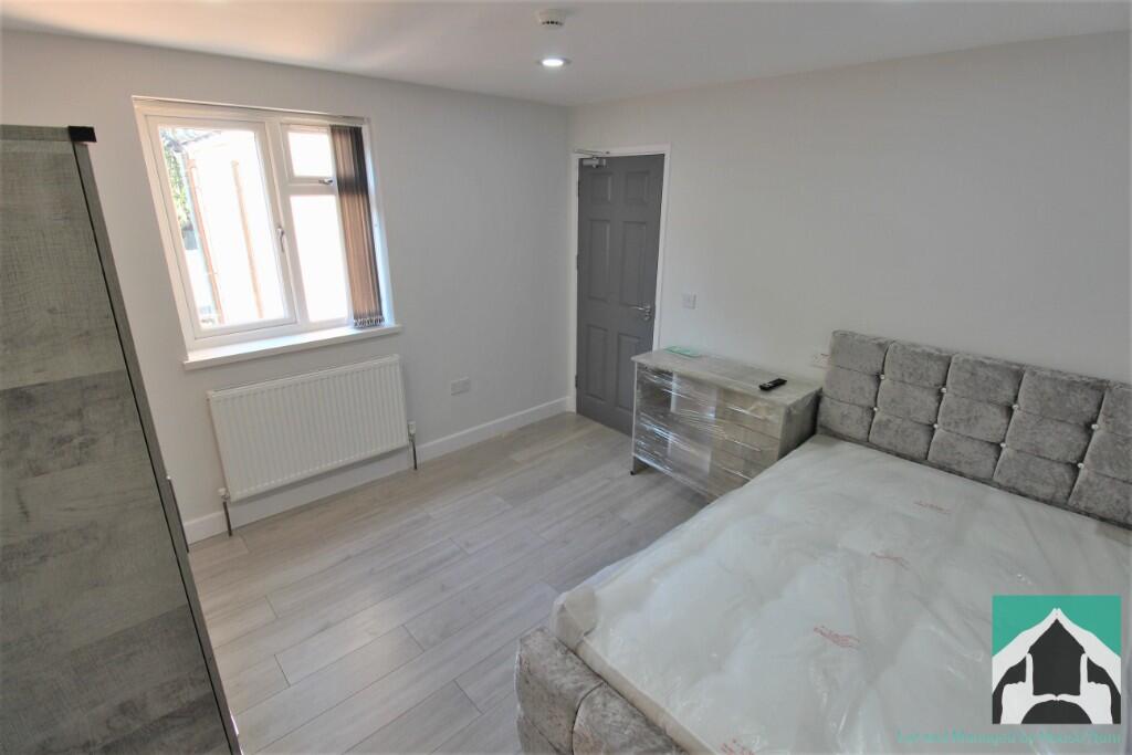 Additional image 7 of Warwards Lane, Birmingham, B29