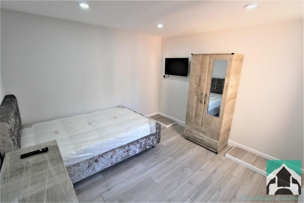 Additional image 6 of Warwards Lane, Birmingham, B29