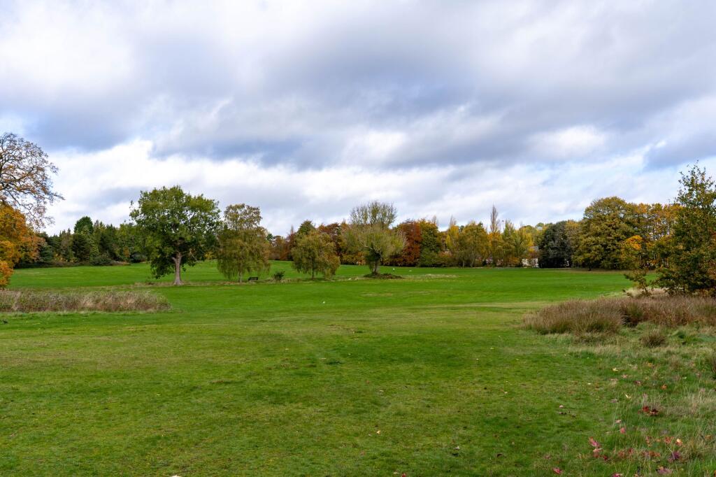 Additional image 26 of Groveley Lane, Cofton Hackett, B45