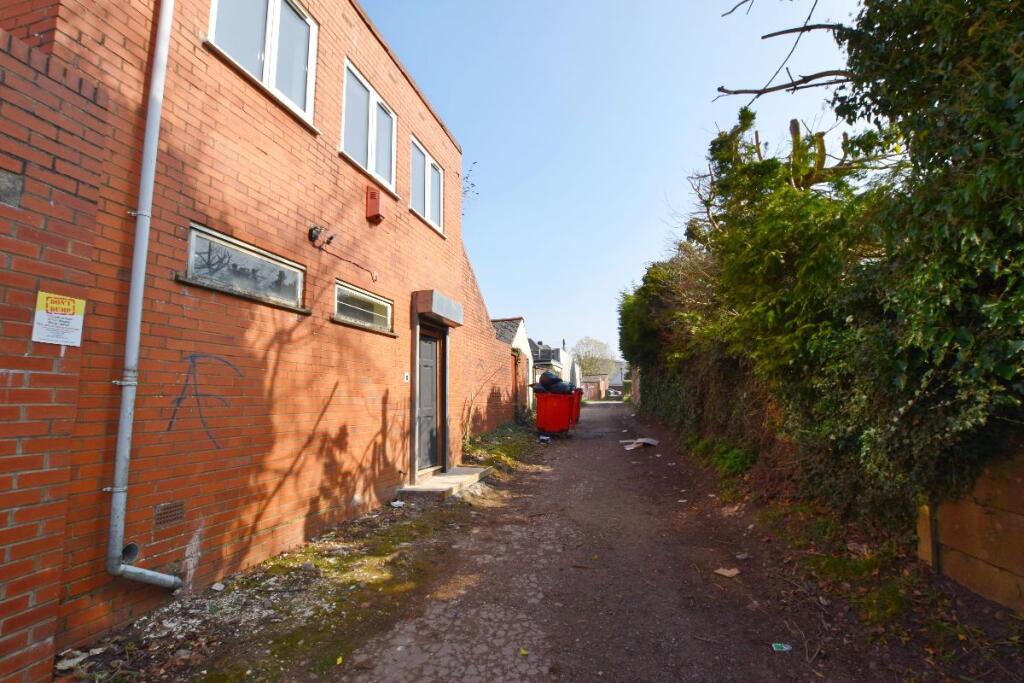 Additional image 11 of Flat Hagley Road West, Quinton, Birmingham