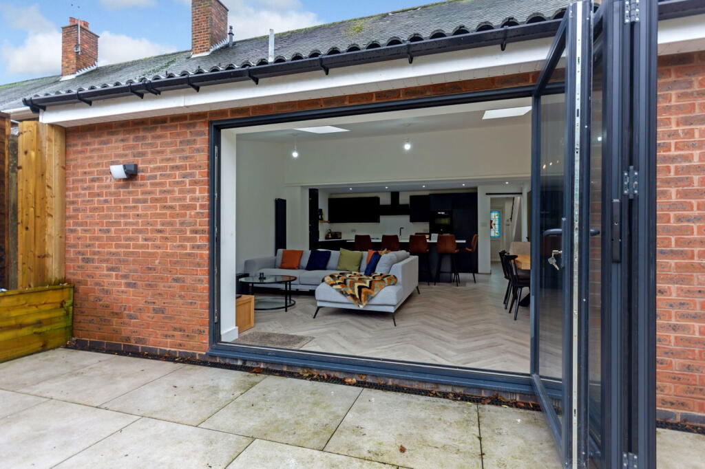 Additional image 17 of Court Oak Road, Birmingham, B32 2DX