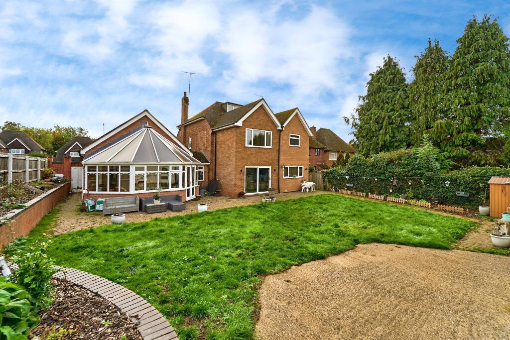 Additional image 27 of Pear Tree Drive, Birmingham