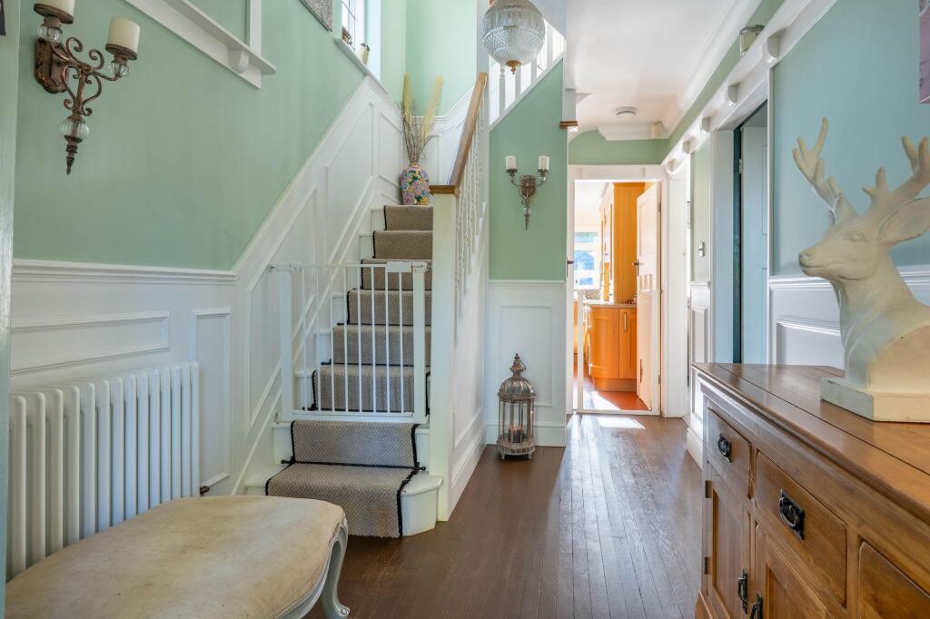 Additional image 9 of Groveley Lane, Cofton Hackett, B45