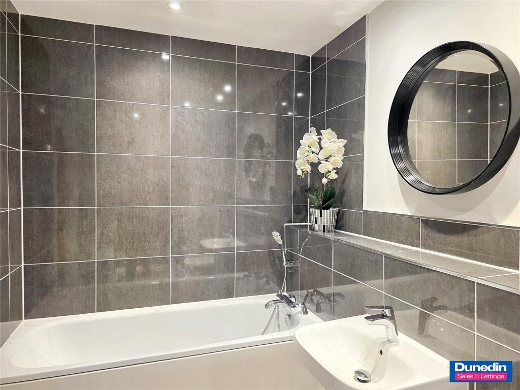 Additional image 19 of Butterwick Close, Barnt Green, Birmingham, B45