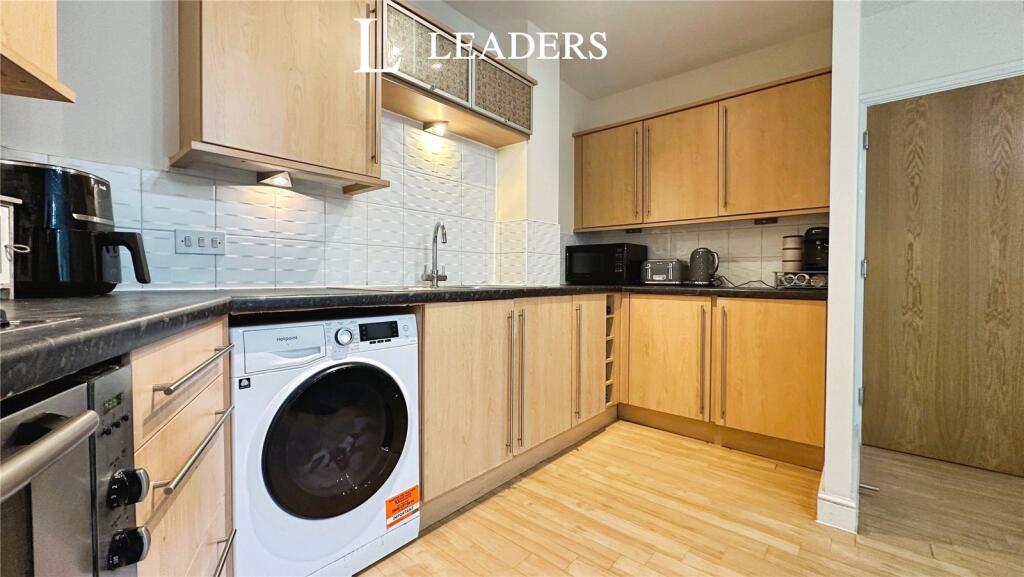 Additional image 16 of Middlepark Drive, Northfield, Birmingham