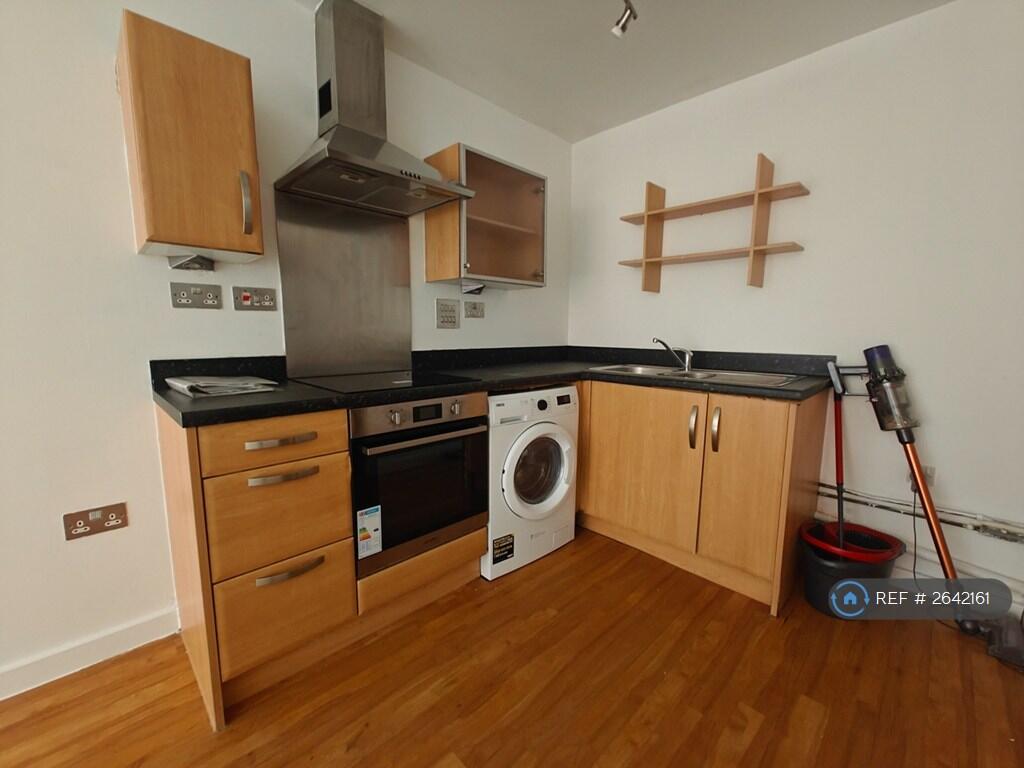 George Street, Birmingham, B3 photo 3