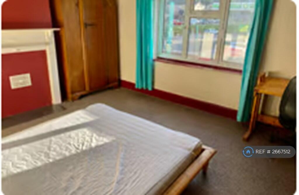 Additional image 3 of Pershore Road, Selly Park, Birmingham, B29