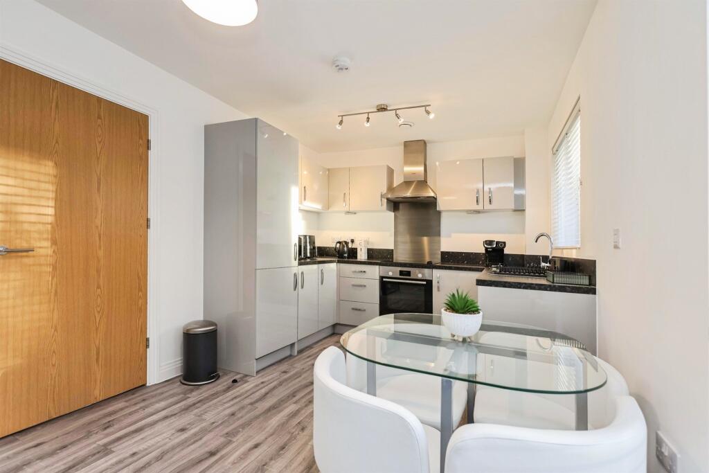 Additional image 9 of 46 New House Farm Drive, Northfield, Birmingham