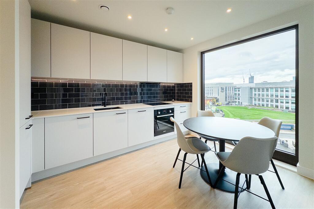 Additional image 4 of Belmont Wharf, Glasswater Lock, B4