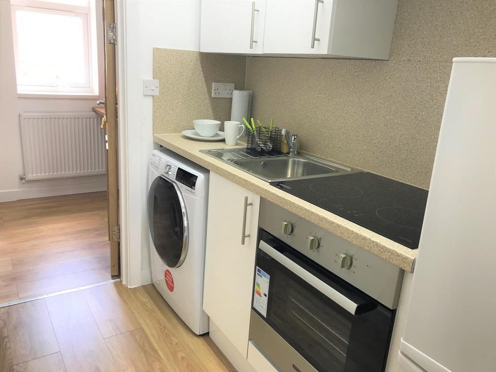 Additional image 5 of 2nd floor front, 10 North Road