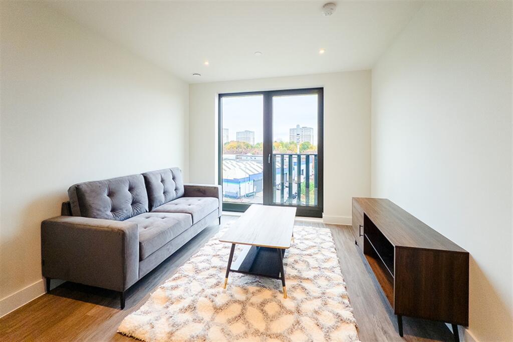 Property image for Belmont Wharf, Glasswater Locks, B4