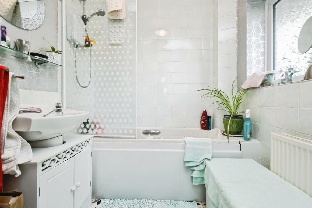 Additional image 10 of Gressel Lane, Birmingham