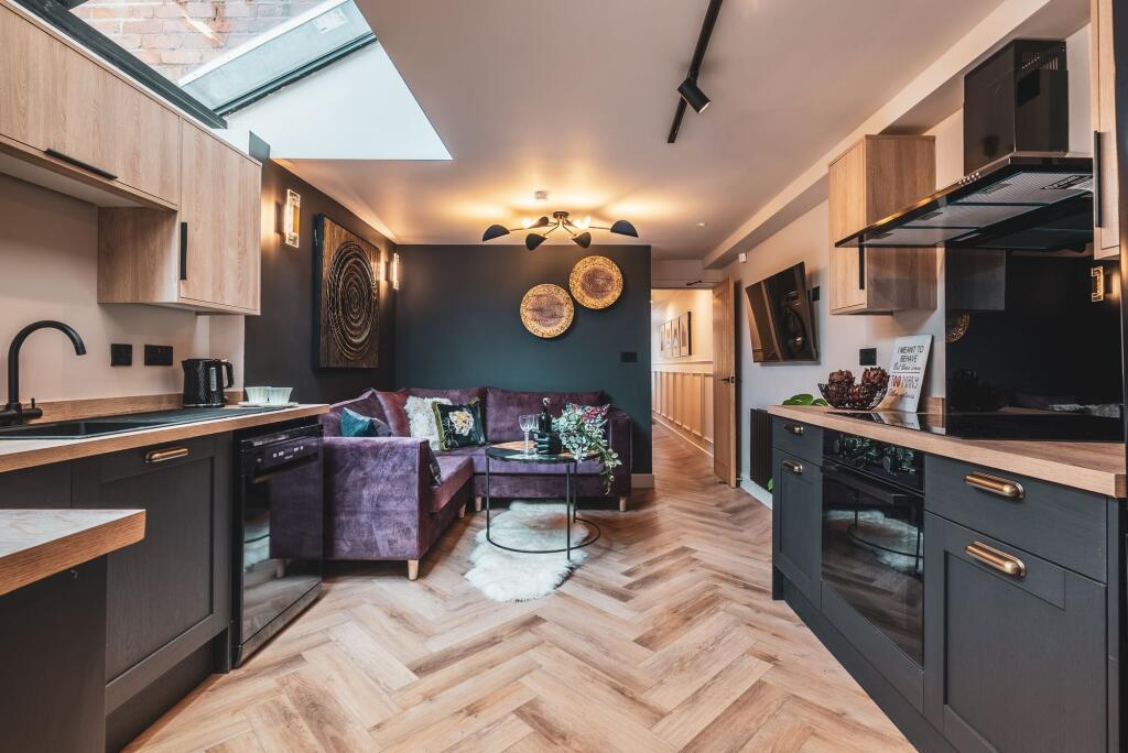 Additional image 11 of Warwards Lane, Birmingham, B29