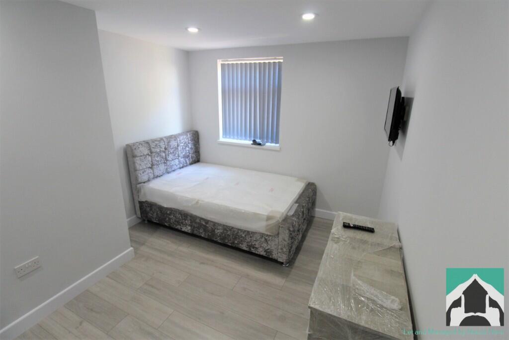 Additional image 4 of Warwards Lane, Birmingham, B29