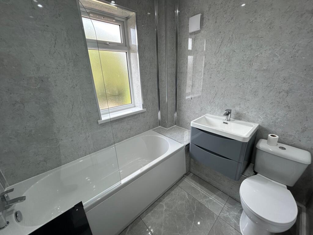 Additional image 6 of Round Hill Terrace, Halesowen