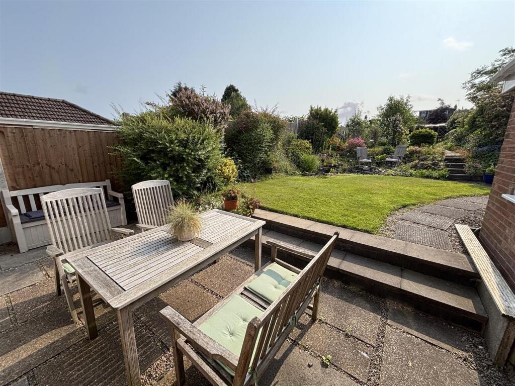 Additional image 24 of Fallowfield Road, Halesowen