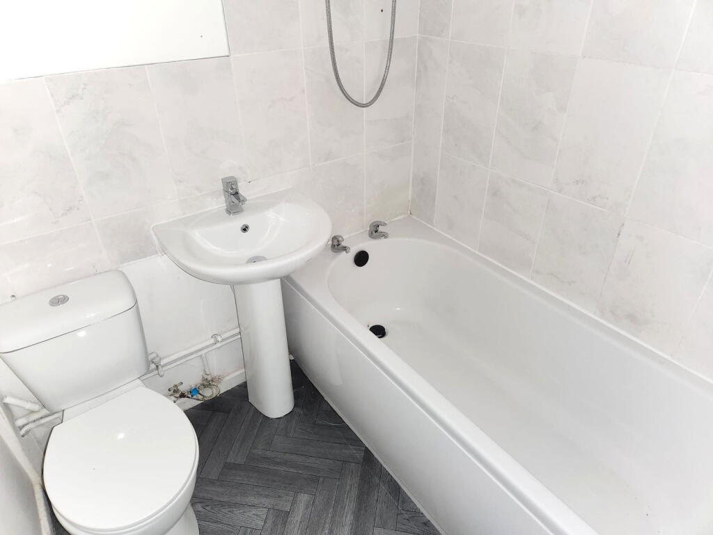 Additional image 7 of Overend Road, Halesowen, B63 2SA