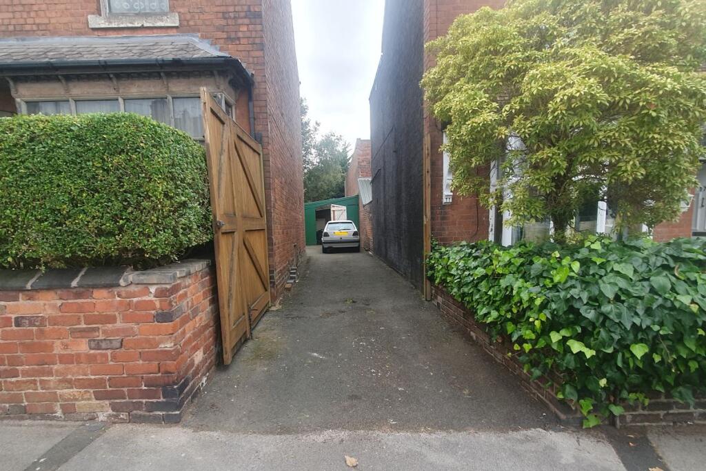 Additional image 4 of 174 Milcote Road, Bearwood, Smethwick, West Midlands, B67 5BP