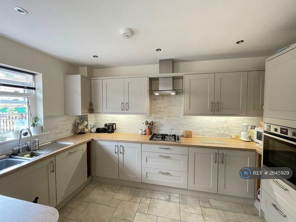 Additional image 3 of High Street, Bidford On Avon, B50