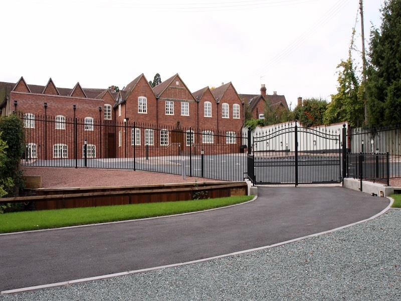 Additional image 19 of The Archway , Radford Road , Alvechurch