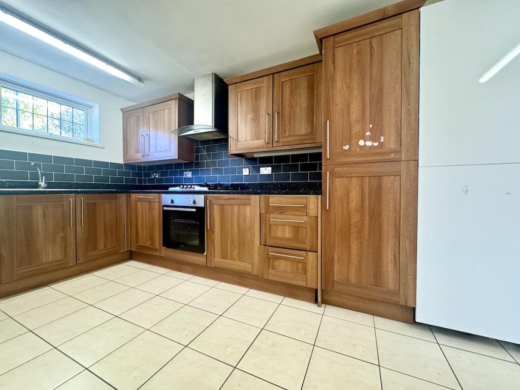 Additional image 4 of OLDBURY - Wolverhampton Road