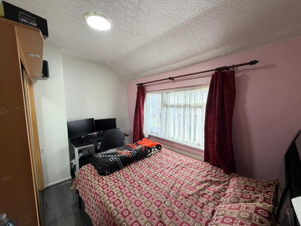 Additional image 5 of Holland Avenue, Oldbury, West Midlands, B68