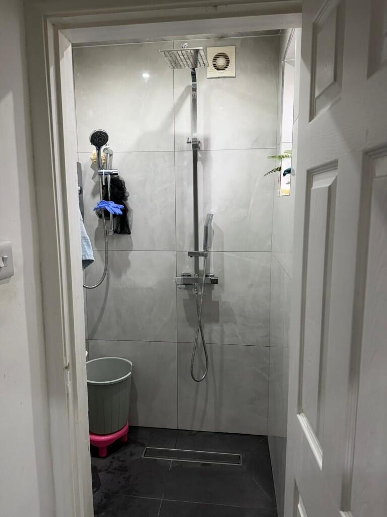 Additional image 6 of Holland Avenue, Oldbury, West Midlands, B68