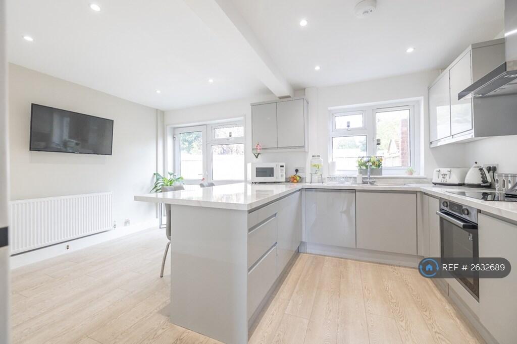 Additional image 9 of Woodrow Close, Catshill, Bromsgrove, B61