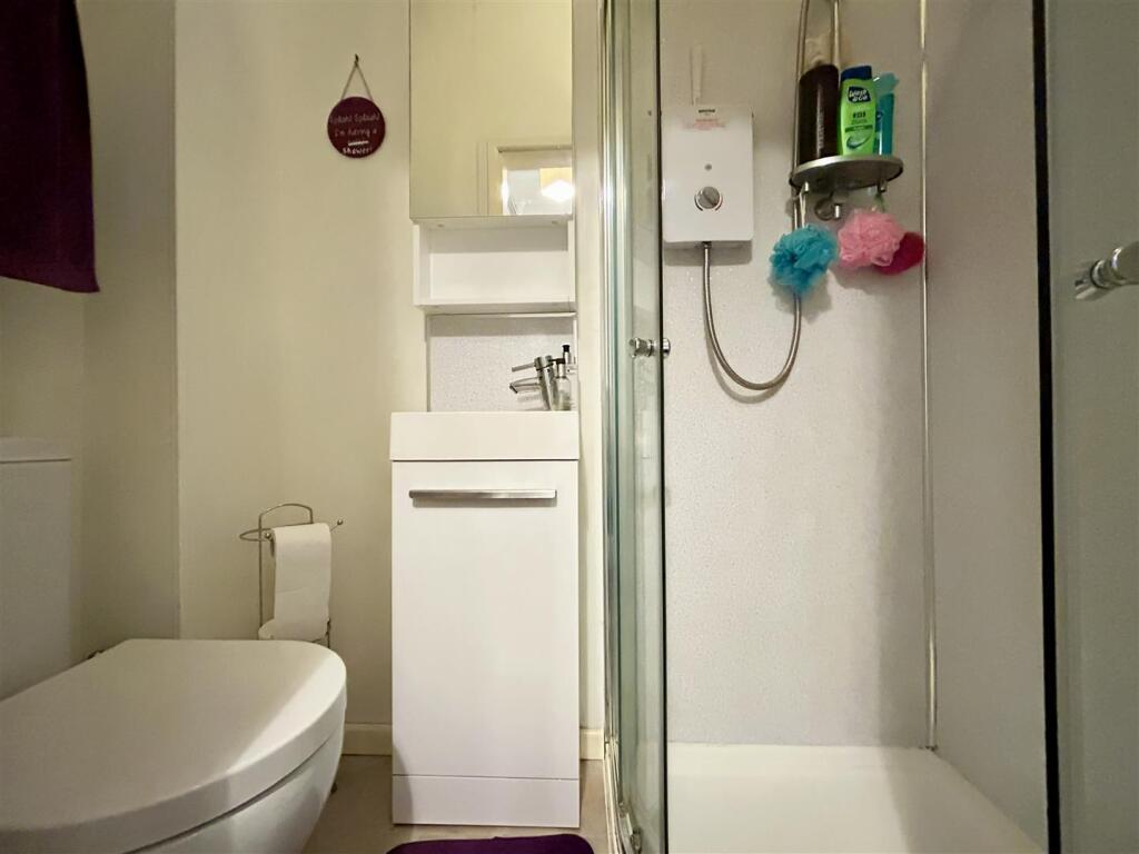 Additional image 16 of Crosswells Road, Oldbury