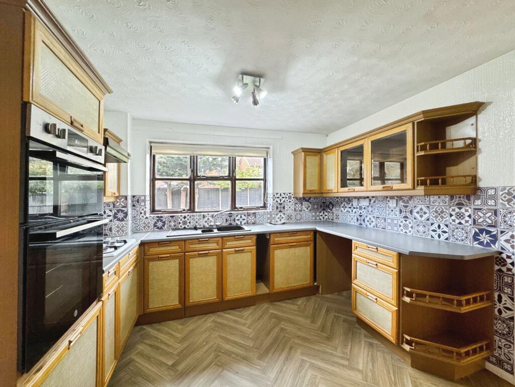 Additional image 8 of Elliot Close, Bidford-on-Avon, B50